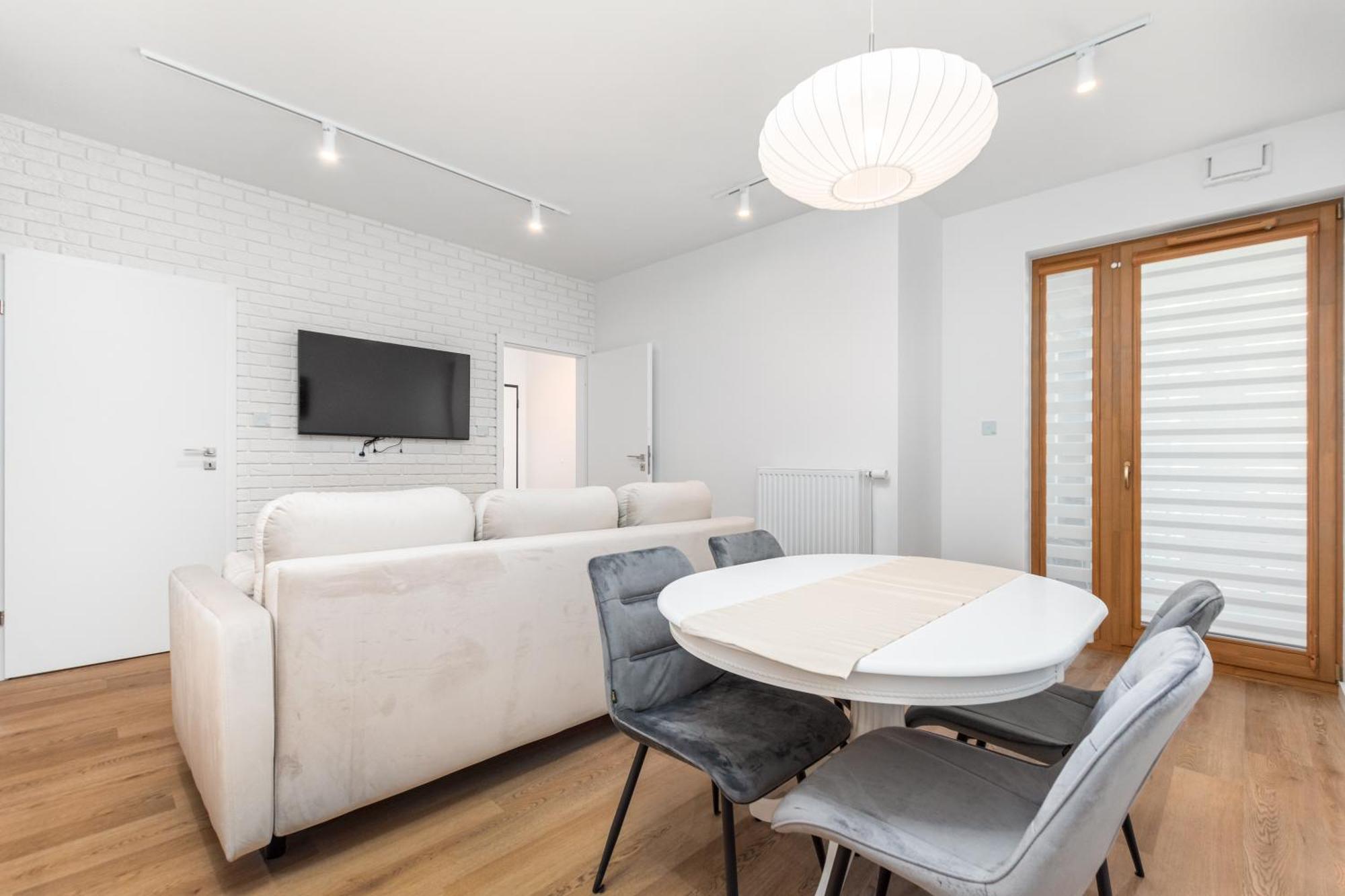 Przy Torach 3 By Homeprime Warszawa Eksteriør bilde